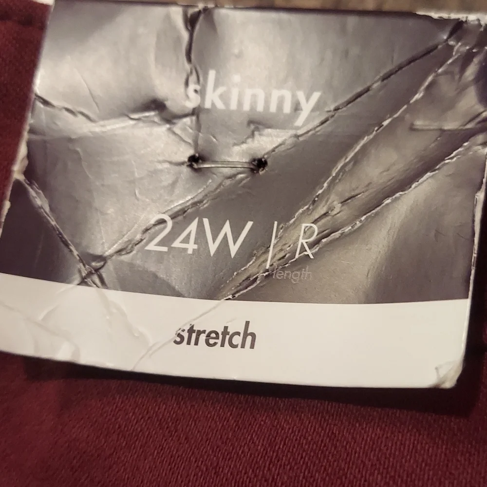 Ava & Viv Burgundy Skinny Jeans - Picture 4 of 6